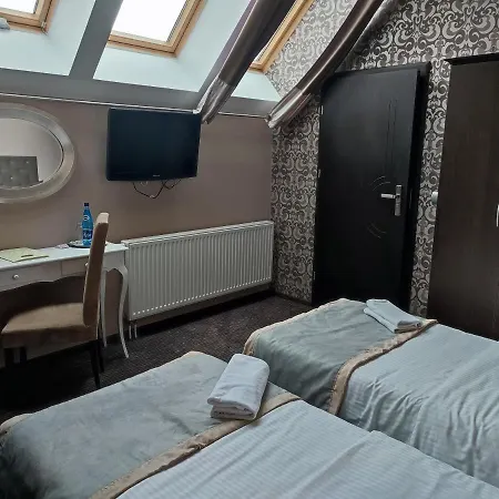Hotel Jedlinka Jedlina-Zdroj Zewnętrze zdjęcie
